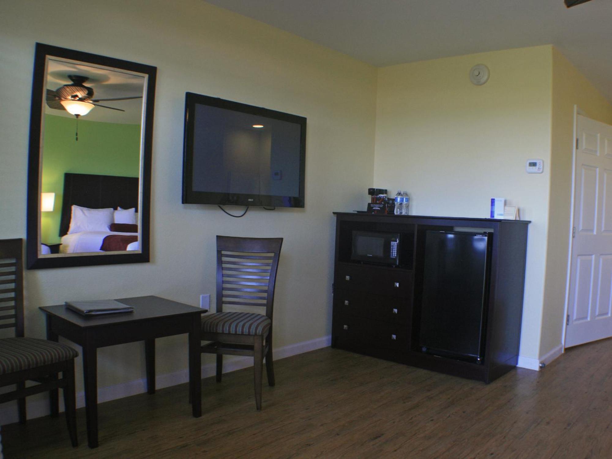 Ocean Village Hotel Surfside Beach Ngoại thất bức ảnh